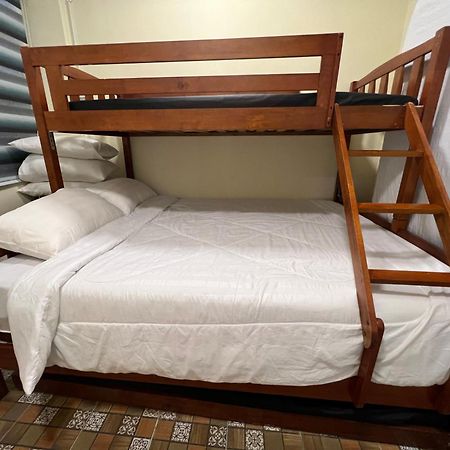 פורט דיקסון Shayah Homestay מראה חיצוני תמונה
